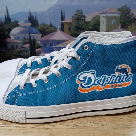π MIAMI DOLPHINS OFFICIAL TEAM SHOES & CAP,LIKEπNEW!,Size 11.π - Picture 7 of 16